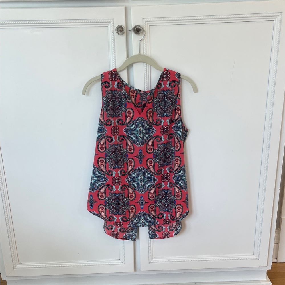 Stylish Pink Patterned Sleeveless Top